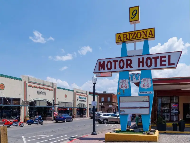 Pet Friendly Hotels in Flagstaff: A High-Country Basecamp
